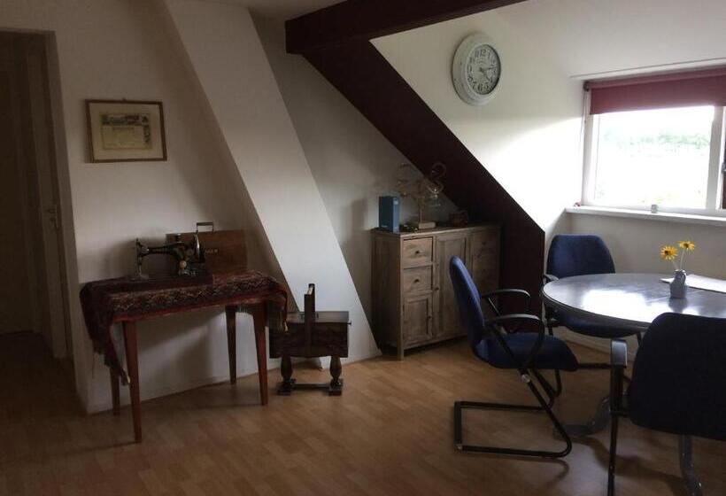 经济房, B&b Op Wijngoed Havelte
