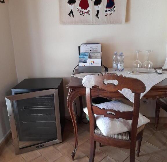اتاق استاندارد با چشم‌انداز باغ, Monte Atena B&b Di Charme