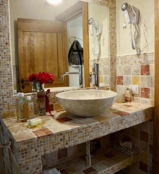 اتاق استاندارد با چشم‌انداز باغ, Monte Atena B&b Di Charme