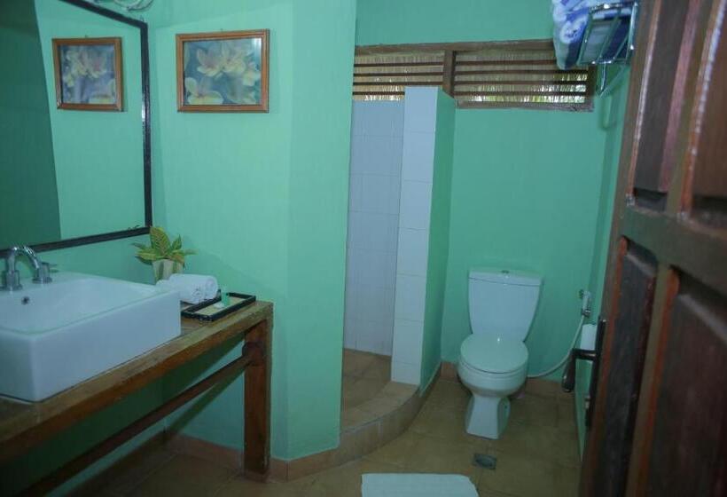 سوییت با چشم‌انداز دریا, Sea World Club Beach Resort & Dive Center