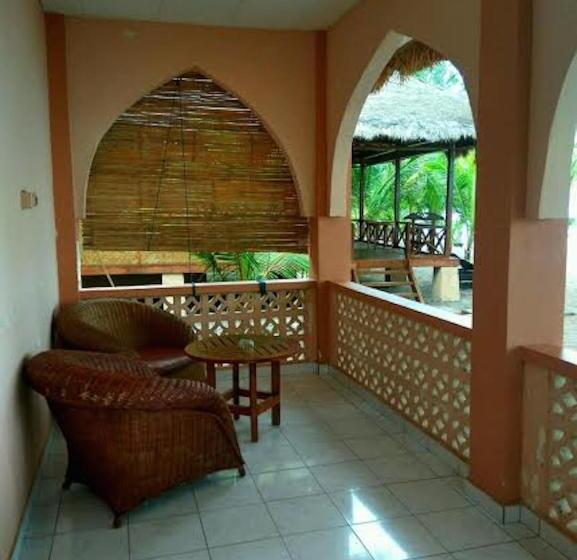 اتاق لوکس, Sea World Club Beach Resort & Dive Center