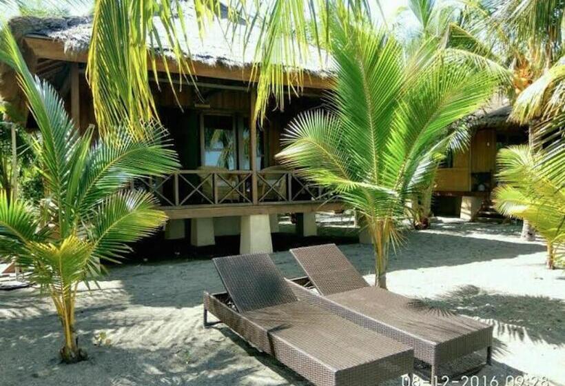 اتاق لوکس با چشم‌انداز دریا, Sea World Club Beach Resort & Dive Center