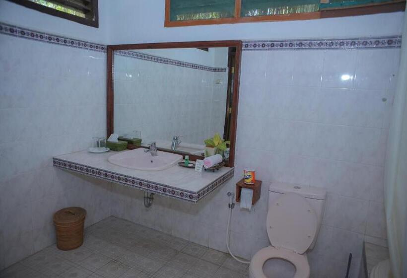 اتاق استاندارد با چشم‌انداز باغ, Sea World Club Beach Resort & Dive Center