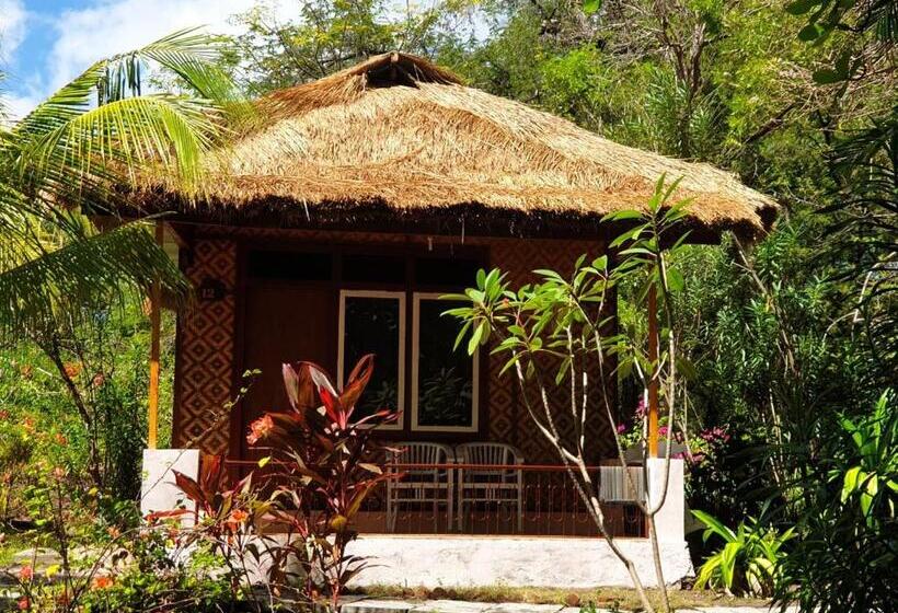 اتاق سوپریور با چشم‌انداز باغ, Sea World Club Beach Resort & Dive Center