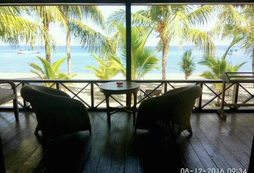 اتاق لوکس با چشم‌انداز دریا, Sea World Club Beach Resort & Dive Center