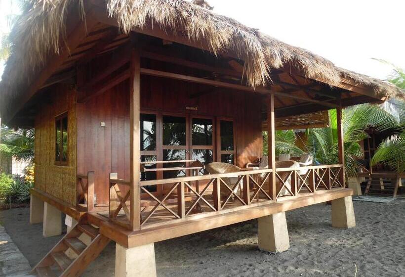 اتاق لوکس با چشم‌انداز دریا, Sea World Club Beach Resort & Dive Center