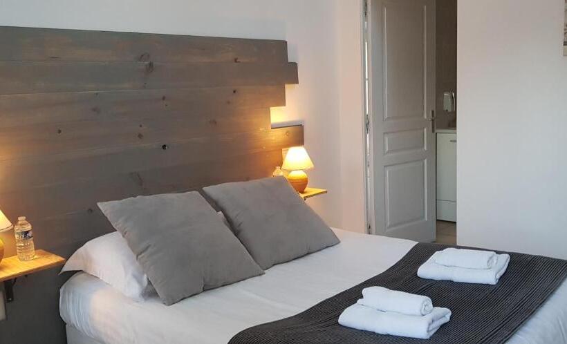 اتاق استاندارد, Hôtel Restaurant Le Mulberry Arromanches