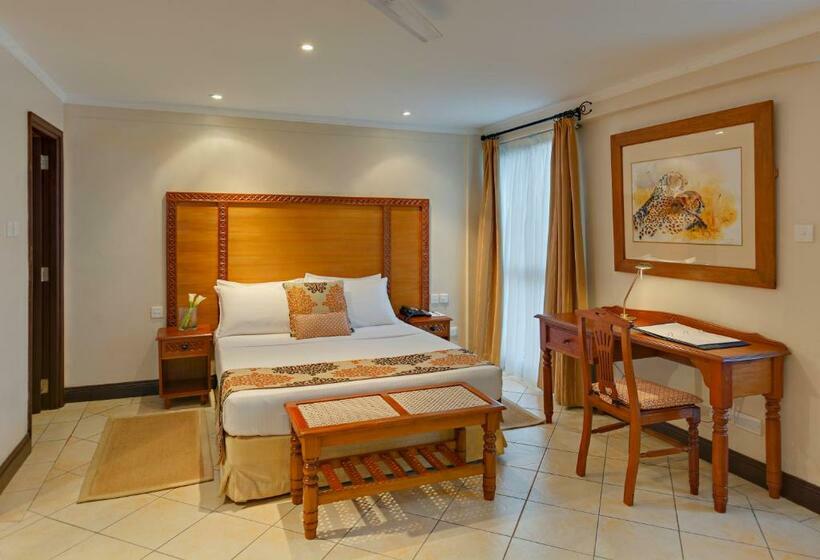 سوییت جونیور, The Heron By Sarovar Portico India