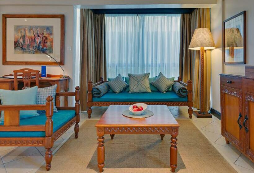 سوییت جونیور, The Heron By Sarovar Portico India