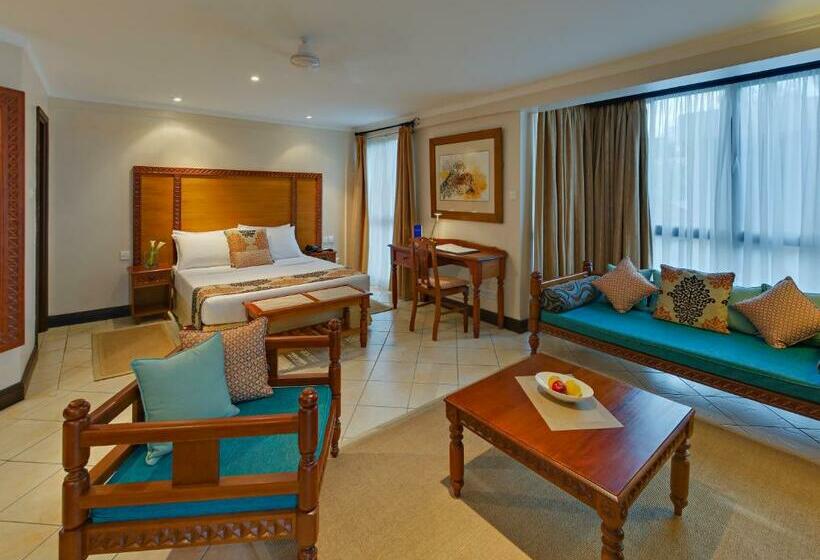 سوییت جونیور, The Heron By Sarovar Portico India