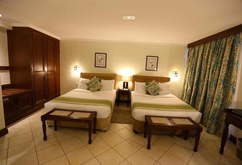 سوییت جونیور, The Heron By Sarovar Portico India