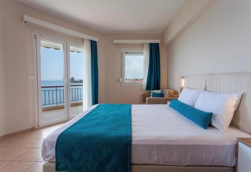 استودیوی لوکس, Maistrali Beach Studios