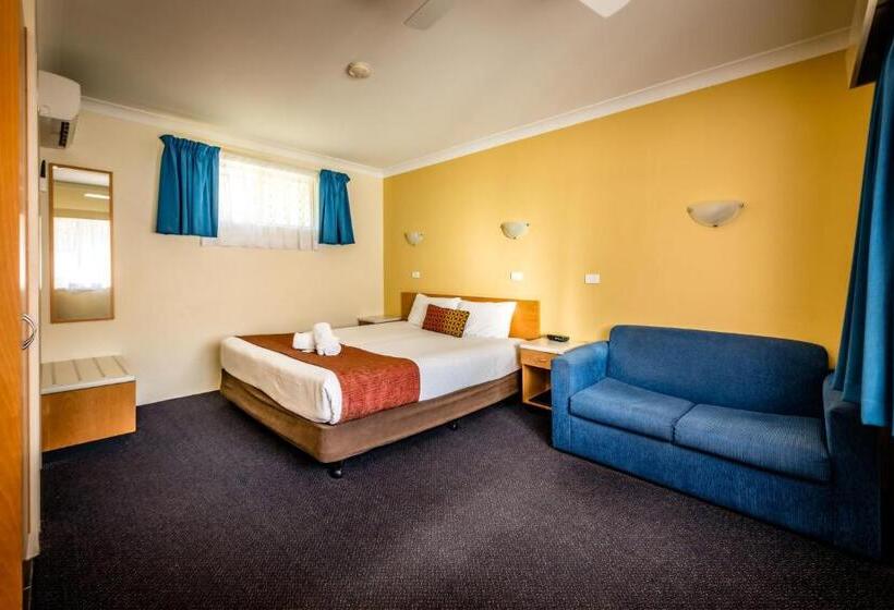 اتاق لوکس با تخت بزرگ, Park Beach Resort Motel