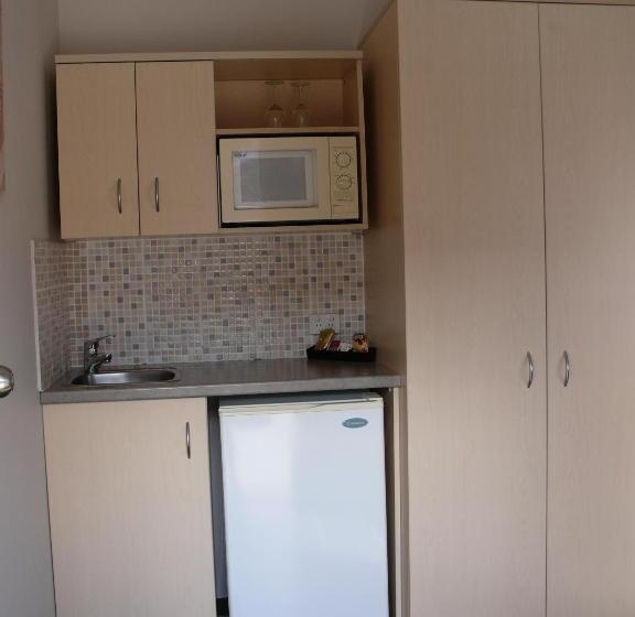 اتاق لوکس, Park Beach Resort Motel