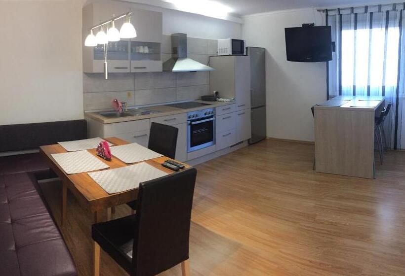 آپارتمان 3 خوابه, Haus Piller