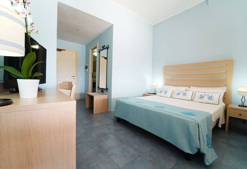 اتاق سوپریور سه تخته, Cala Della Torre Resort