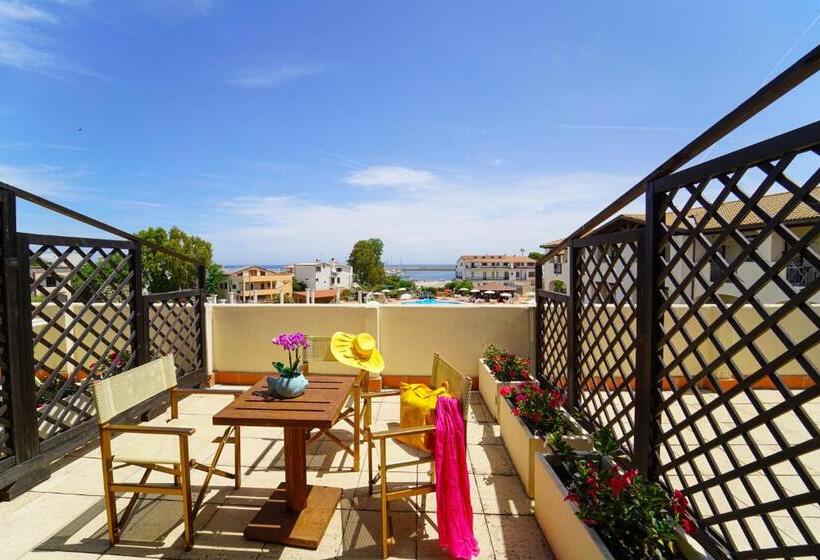 اتاق لوکس, Cala Della Torre Resort