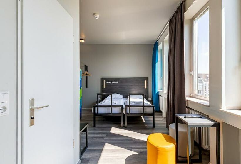 Четырехместный Номер Стандарт, a&o Aachen Hauptbahnhof