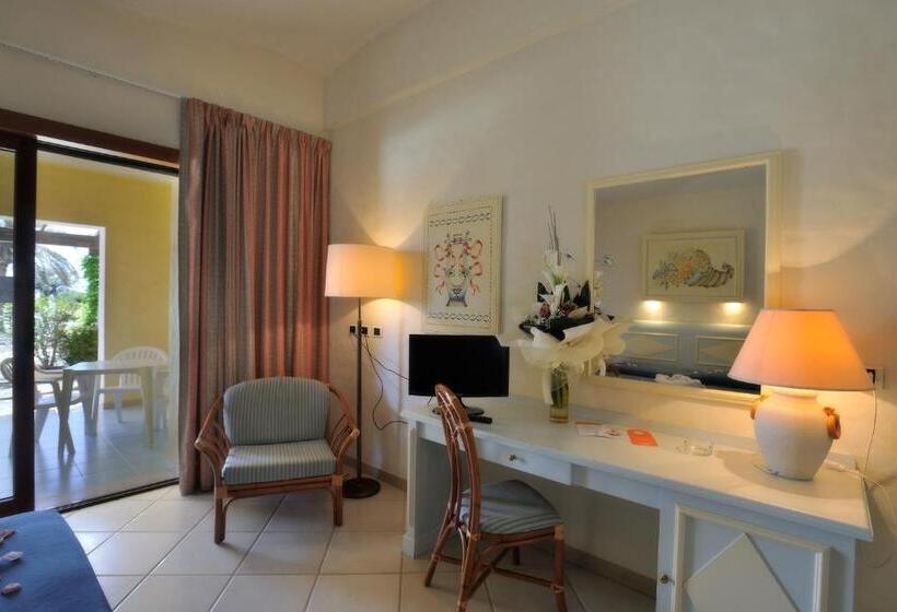 اتاق کلاسیک سه تخته, Argonauti Greenblu Resort