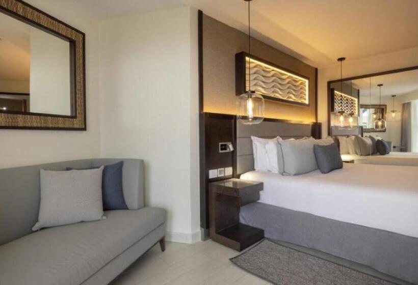 اتاق لوکس, Hideaway At Royalton Blue Waters, An Autograph Collection All Inclusive Resort   Adults Only