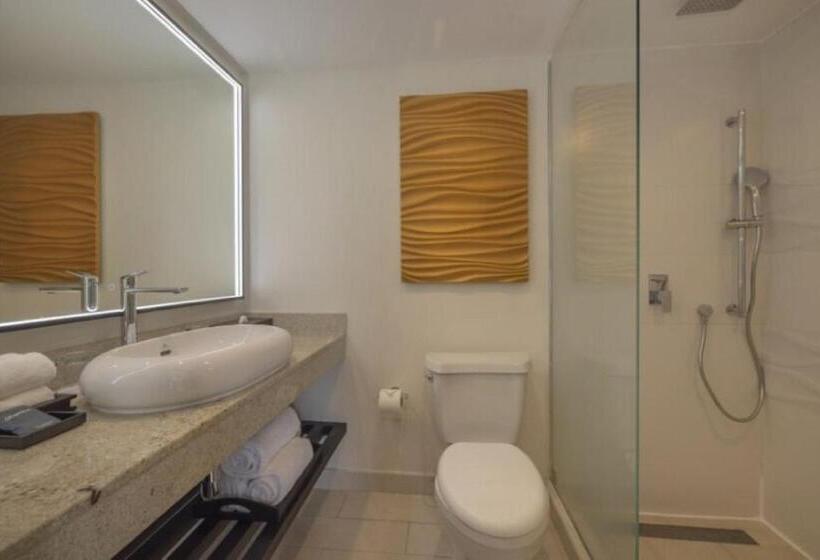 اتاق لوکس, Hideaway At Royalton Blue Waters, An Autograph Collection All Inclusive Resort   Adults Only