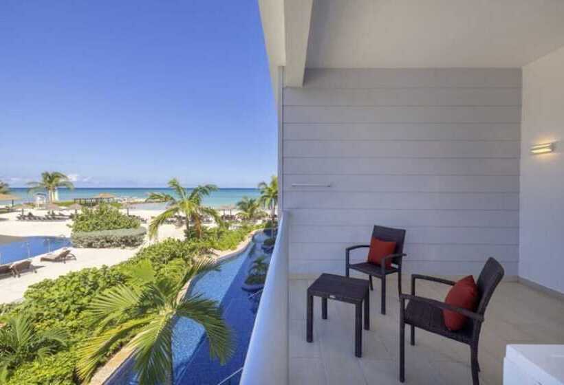 سوییت جونیور لوکس با چشم‌انداز دریا, Hideaway At Royalton Blue Waters, An Autograph Collection All Inclusive Resort   Adults Only