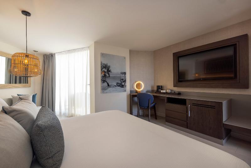 اتاق لوکس, Hideaway At Royalton Blue Waters, An Autograph Collection All Inclusive Resort   Adults Only