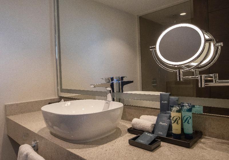اتاق لوکس, Hideaway At Royalton Blue Waters, An Autograph Collection All Inclusive Resort   Adults Only