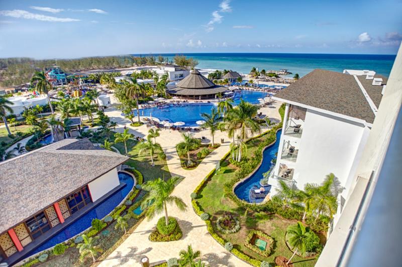 سوییت جونیور لوکس با چشم‌انداز دریا, Hideaway At Royalton Blue Waters, An Autograph Collection All Inclusive Resort   Adults Only