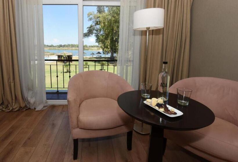 سوییت جونیور, Howard Johnson Resort & Convention Center Ezeiza