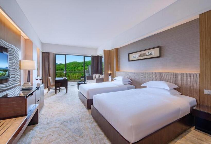 Deluxe Room Mountain View, Mission Hills Hotel Resorts Dongguan