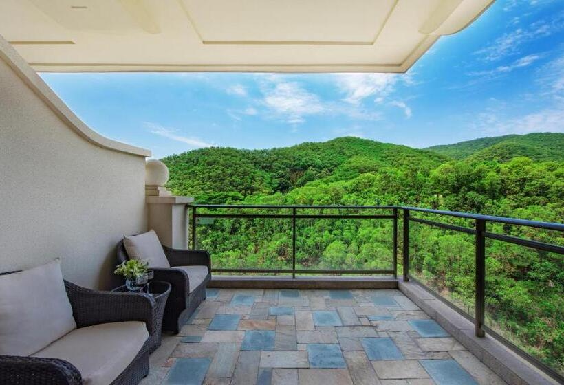 اتاق اجرایی با تخت بزرگ, Mission Hills Hotel Resorts Dongguan