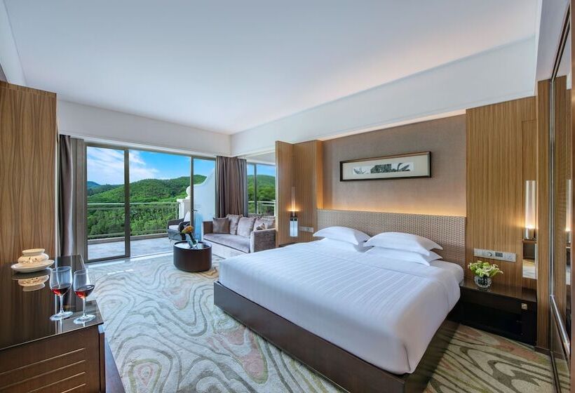 Premium room w/ mountain view, Mission Hills Dongguan