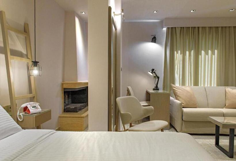 سوییت جونیور لوکس, Pyrgos