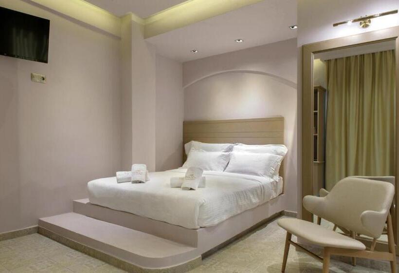 سوییت جونیور لوکس, Pyrgos