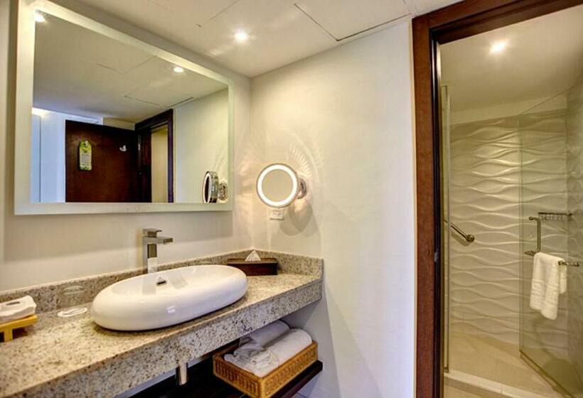 اتاق لوکس, Hideaway At Royalton Blue Waters, An Autograph Collection All Inclusive Resort   Adults Only
