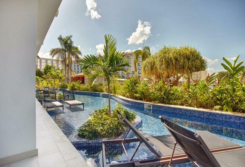 سوییت جونیور کلاب, Hideaway At Royalton Blue Waters, An Autograph Collection All Inclusive Resort   Adults Only