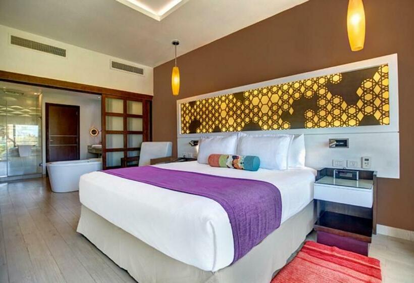 سوئیت ریاست جمهوری 2 خوابه, Hideaway At Royalton Blue Waters, An Autograph Collection All Inclusive Resort   Adults Only