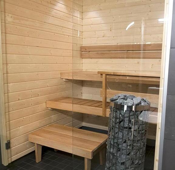 اتاق لوکس خانوادگی, Santasport Resort