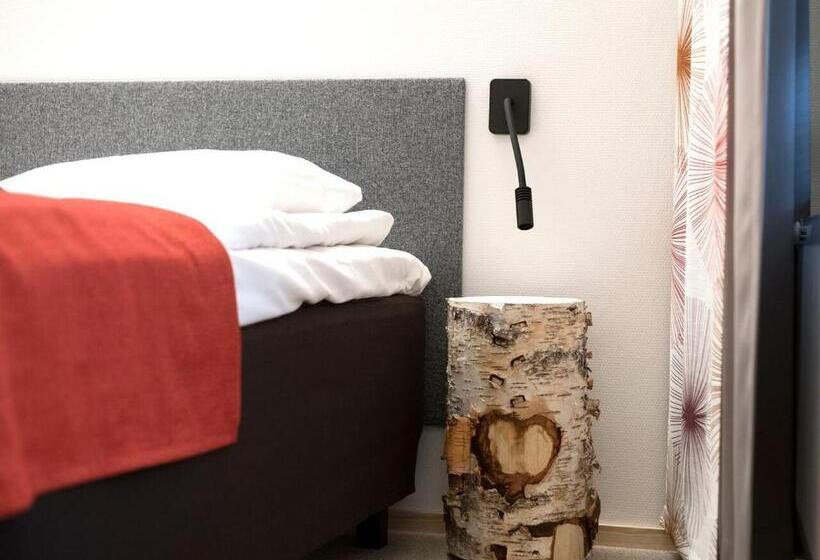 اتاق لوکس خانوادگی, Santasport Resort