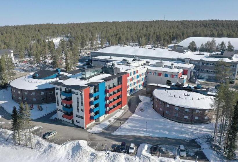 اتاق لوکس خانوادگی, Santasport Resort