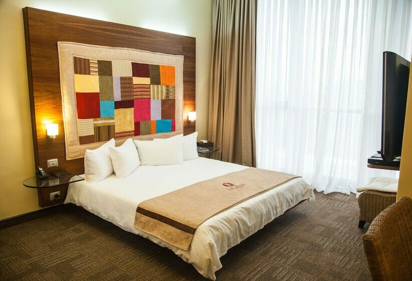 اتاق لوکس با چشم‌انداز دریا, Landmark Hotel Baku