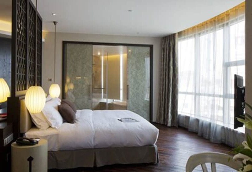 سوییت لوکس, Maison New Century Hotel Dongguan