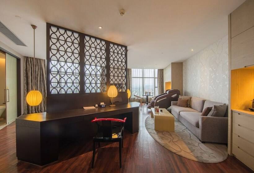 Deluxe Suite, Maison New Century Hotel Dongguan