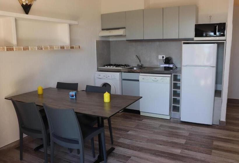 Apartamento 1 Dormitório, Residence U Pirellu