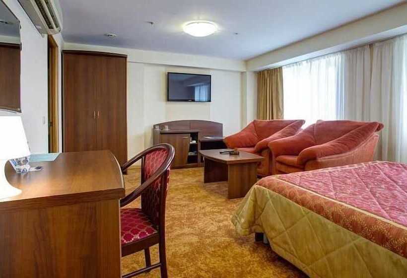 استودیوی استاندارد, Azimut Hotel Kemerovo