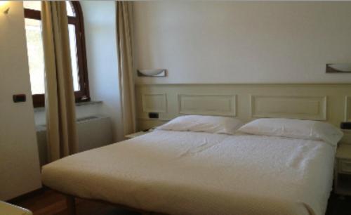 اتاق استاندارد سه نفره, Albergo Ristorante Paradiso