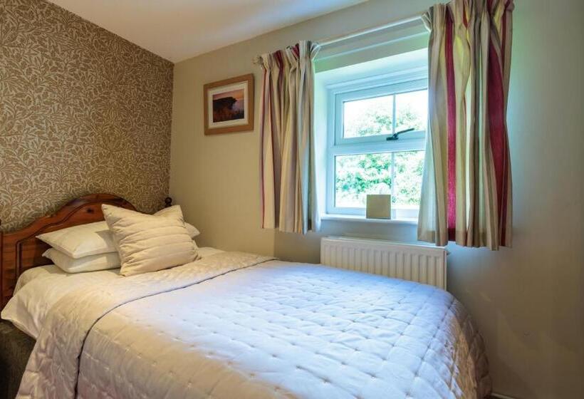 Classic Room, Blacksmiths Arms Inn