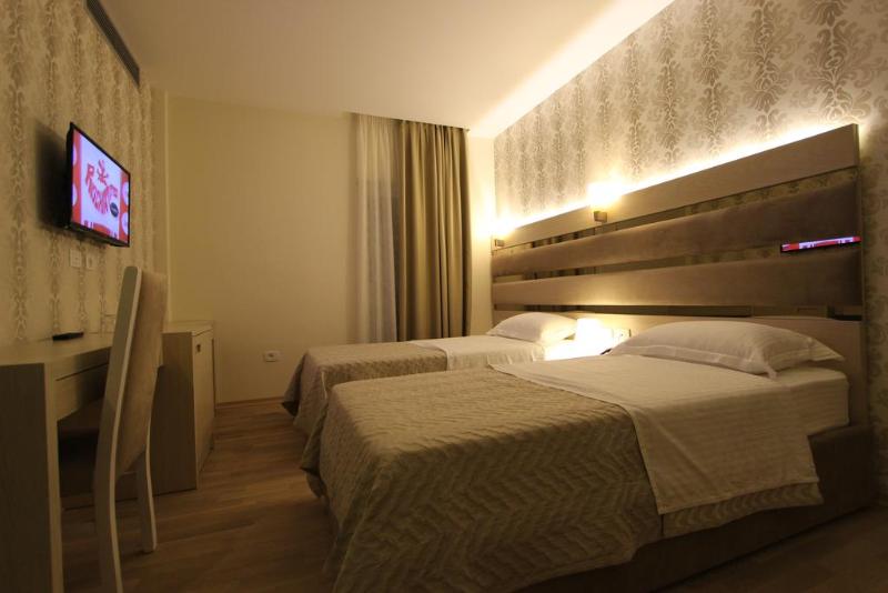 اتاق استاندارد, Capital Tirana