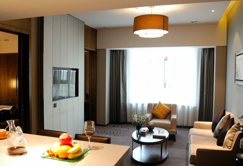 Executive Suite, Henan Skyland Gdh